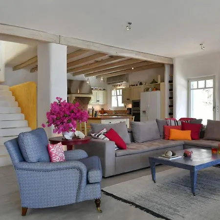 Impeccable 6-bed In Paros - Delion Villa