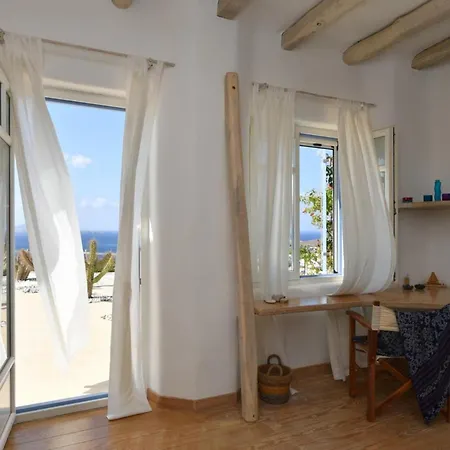 Impeccable 6-bed In Paros - Delion Villa Krotiri