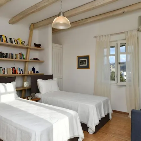 Impeccable 6-bed In Paros - Delion Villa